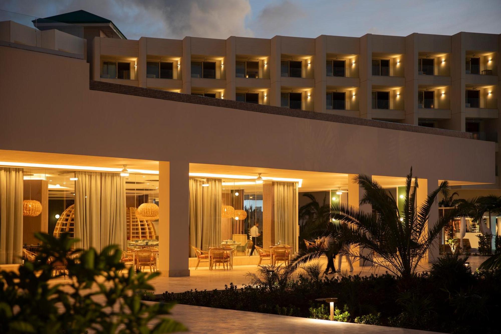 Joia Aruba By Iberostar Hotel Palm Beach Kültér fotó